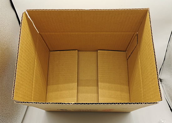 三層臺灣黃紙箱訂做 臺灣黃紙包裝箱廠家批發(fā) 三層臺灣黃紙箱訂做 臺灣黃紙包裝箱廠家批發(fā)